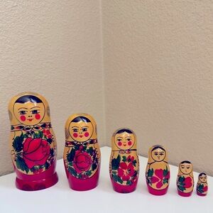 Russian Matryoshka (Nesting) Dolls - Red Rose Design
